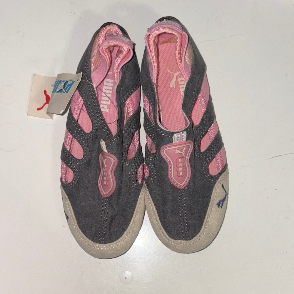 269. Puma Kids Water Shoes - Pink and Black